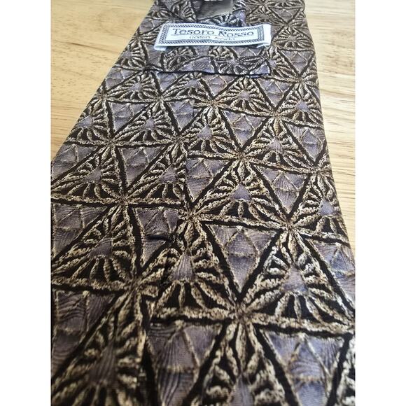 Tesoro Rosso Hand Made Silk Wide Tie Gray Black White Geometric Design Business - Picture 6 of 7